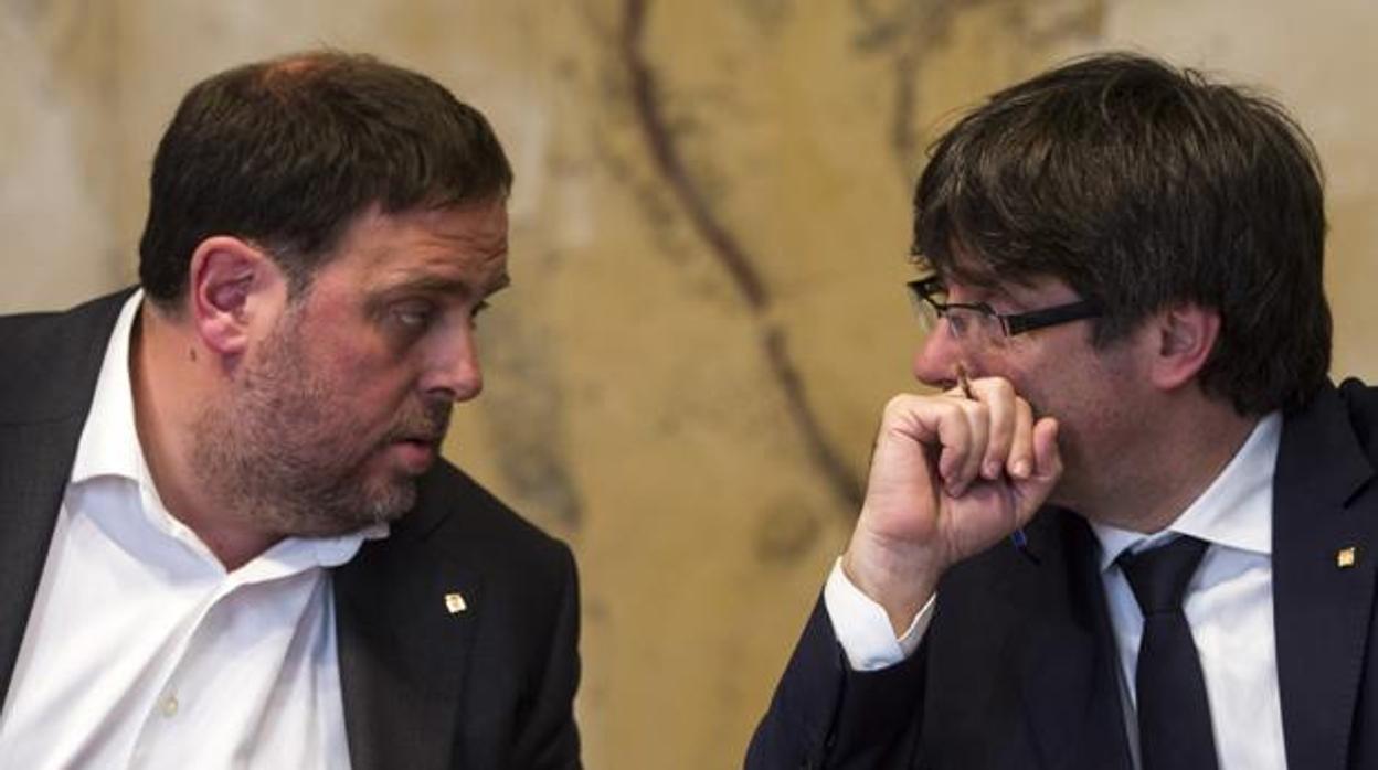 Carles Puigdemont y Oriol Junqueras, en una imagen de archivo de la pasada legislatura