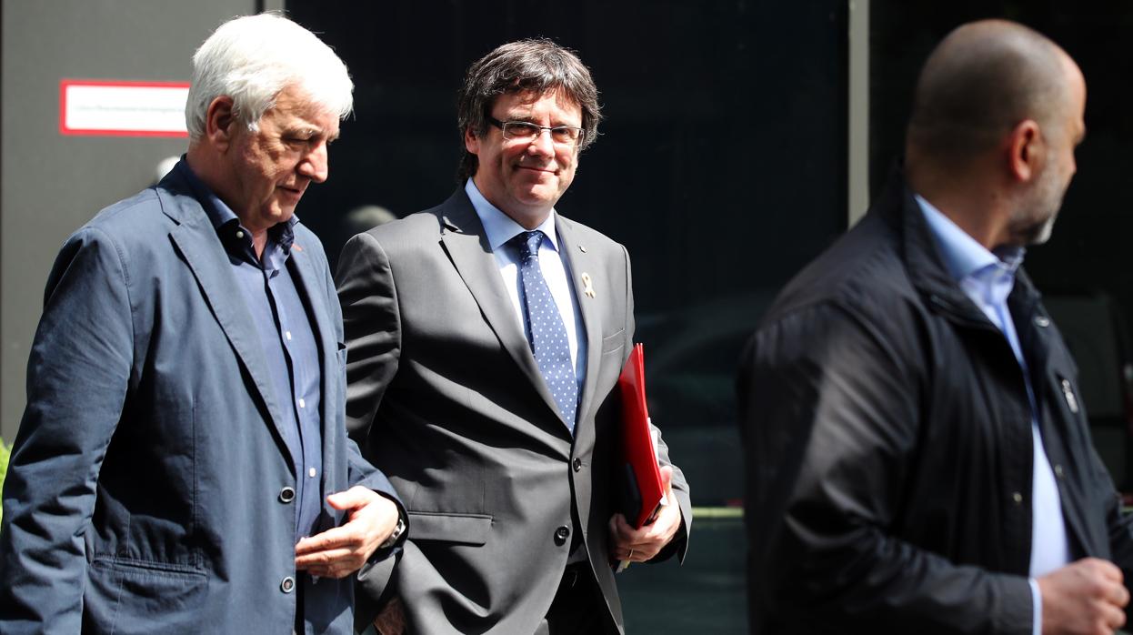 El empresario Jami Matamala y Carles Puigdemont, el pasado 17 de mayo en Berlín