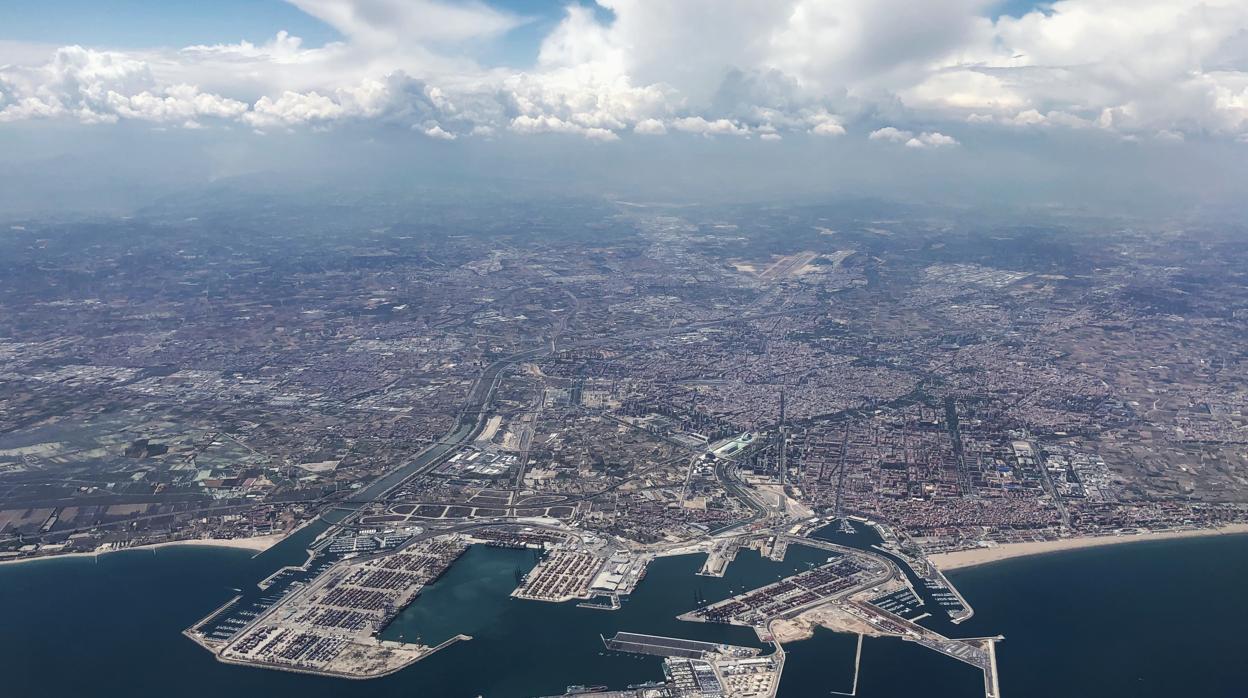 Vista aérea del puerto de Valencia