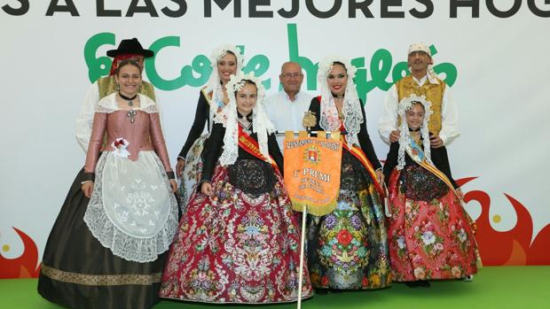 Una Ofrenda morada para reivindicar la lucha contra la violencia de género