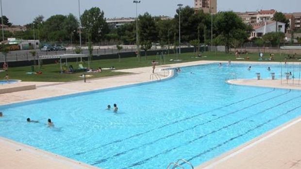 Un niño de 6 años muere ahogado en una piscina municipal de Lérida