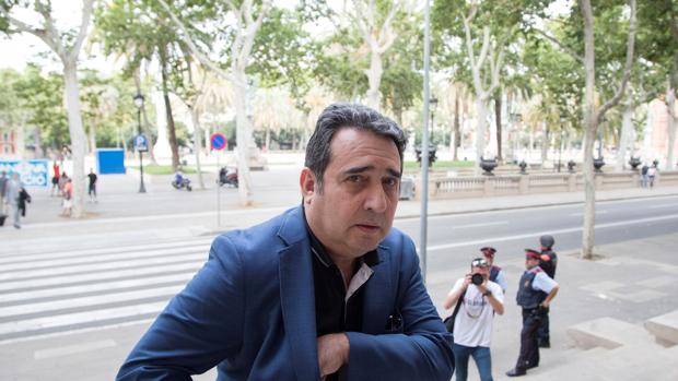 El exalcalde de Sabadell asegura que no usó su cargo para ordenar retirar multas de su familia