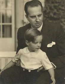 Reijnier Flaes (FC Terborgh) con su hijo Reijnier de 3 años en Worb (Suiza) Fotografía realizada por Giacomo Antonini en septiembre de 1938 con ocasión de ser el padrino del segundo hijo de Reijnier Flaes, Eric