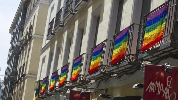 Restricciones al tráfico y al aparcamiento en el centro desde este miércoles al domingo por el Orgullo Gay