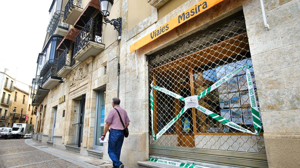 Agencia de viajes cerrada por presunta estada en Ciudad Rodrigo (Salamanca)