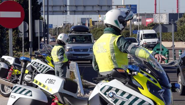 Fallece un peatón tras ser atropellado por un autobús en la V-31 a la altura de Sedaví