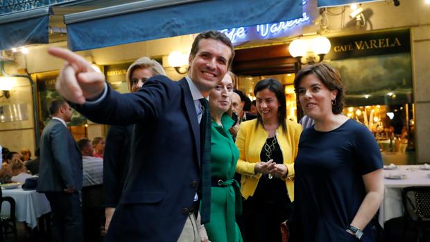 Casado endurece su discurso mientras Santamaría sigue esquivando el debate