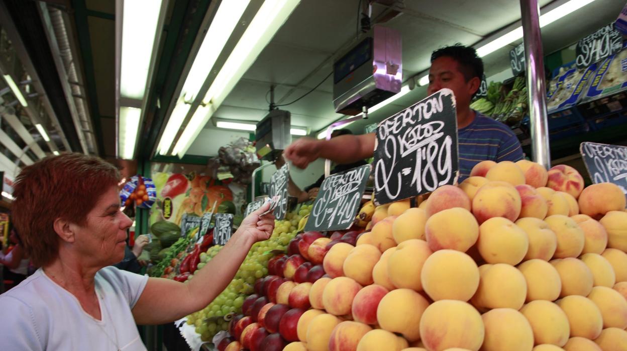 La cesta de la compra, los alimentos y bebidas no alchólicas, son un 2,1% más caros que hace un año