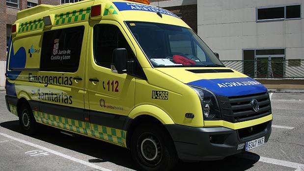 Fallece el conductor de una motocicleta tras chocar contra un turismo en El Barraco (Ávila)