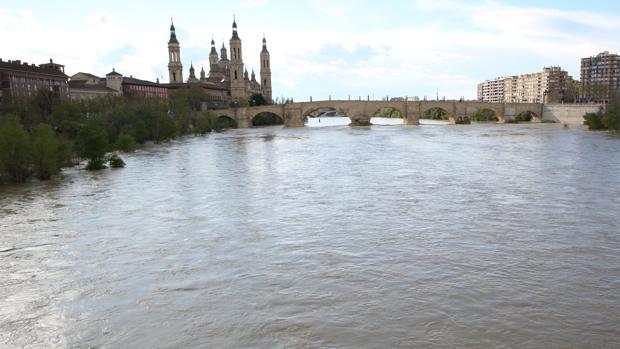 El Ebro lleva el doble de agua que hace un año