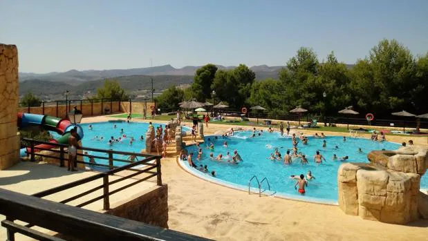 Cinco piscinas para refrescarse este verano en la Comunidad Valenciana
