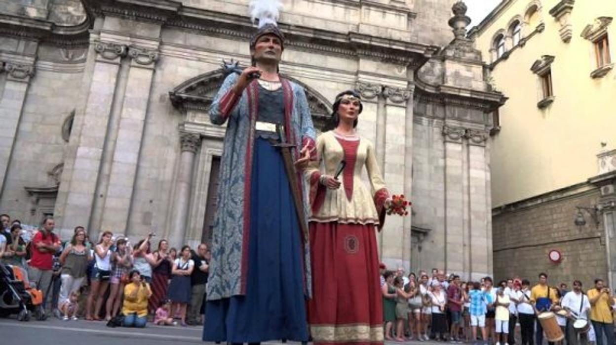 Gigantes en la Plaça de la Mercè de Barcelona