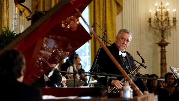 El genio del jazz Paquito D'Rivera conmemora su 70 aniversario en las tablas del Quijano