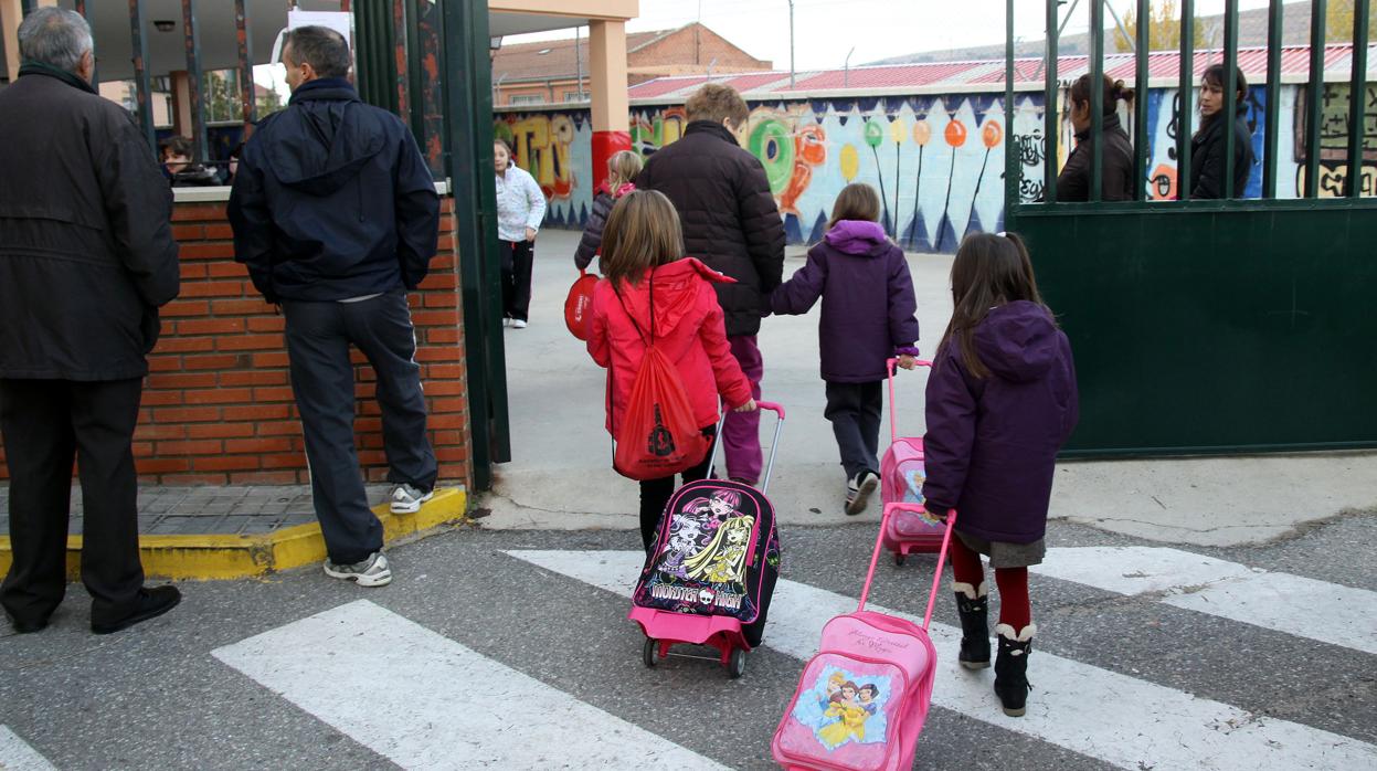 Entrada de un colegio