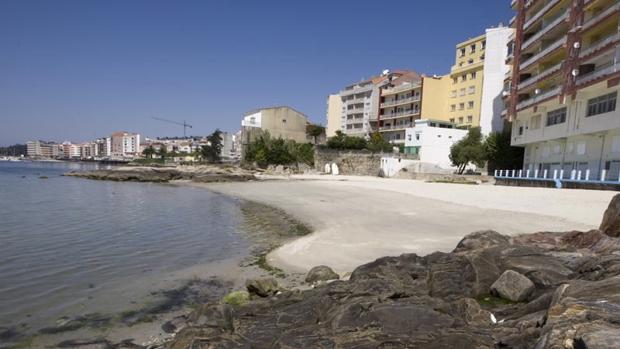 Muere un hombre tras ser rescatado del mar en una playa de Sanxenxo