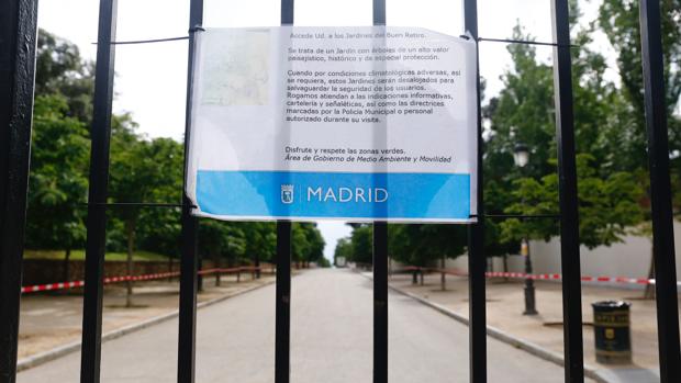 Cierran El Retiro y otros parques de Madrid por fuertes rachas de viento