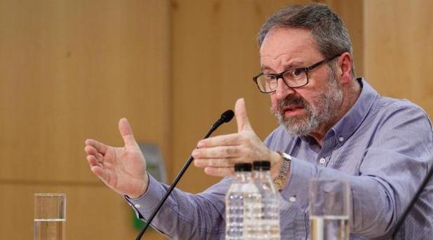 Carmena obliga de nuevo a doblar turno a los policías en las fiestas de Lavapiés