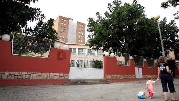 Detenida una mujer ebria por abandonar a su hijo para irse de copas