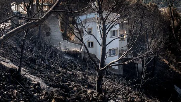 Controlado el incendio de siete municipios valencianos tras arrasar 3.270 hectáreas
