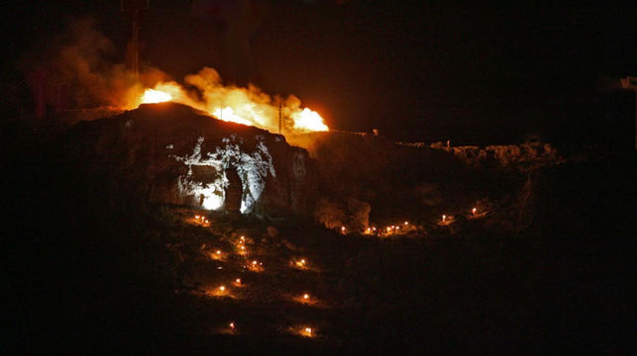 Fiesta de Montones y Carrera de Antorchas de Carcelén (Albacete)