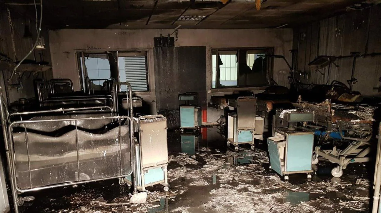 Estado del centro hospitalario tras las llamas en Urgencias de La Candelaria