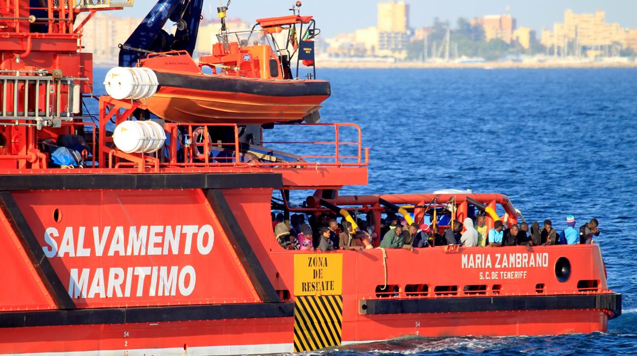 Rescatados 230 inmigrantes en las costas andaluzas