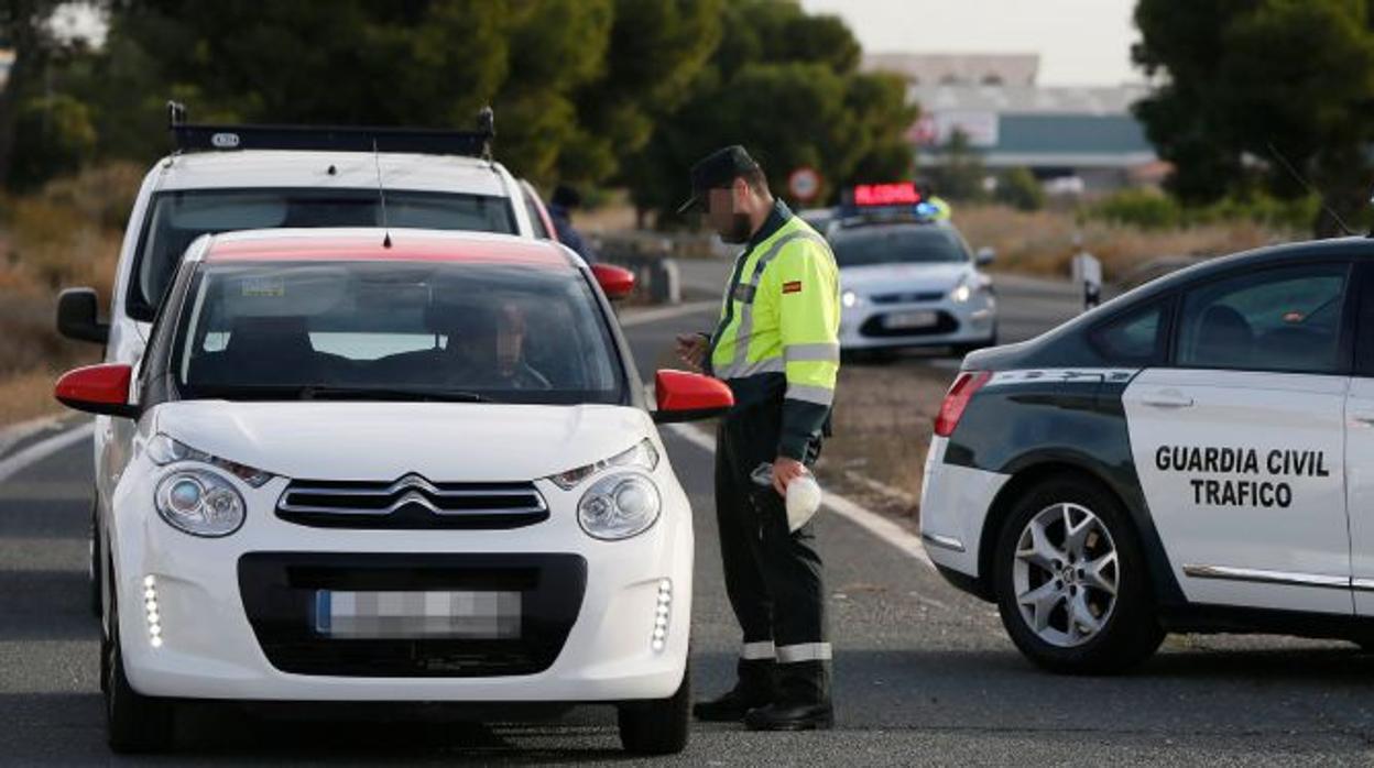 Control de la Guardia Civil de Tráfico