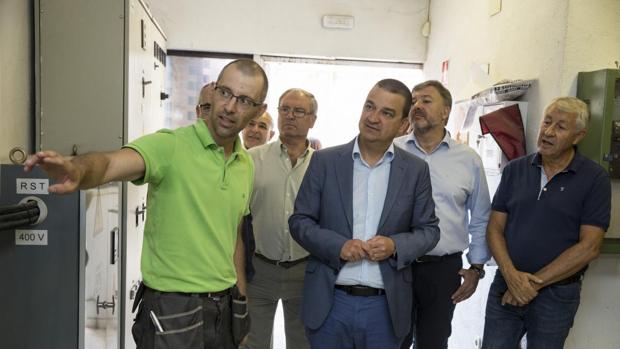 La Junta ahorrará 8.000 euros al año debido a la nueva planta fotovoltaica en Geacam Toledo