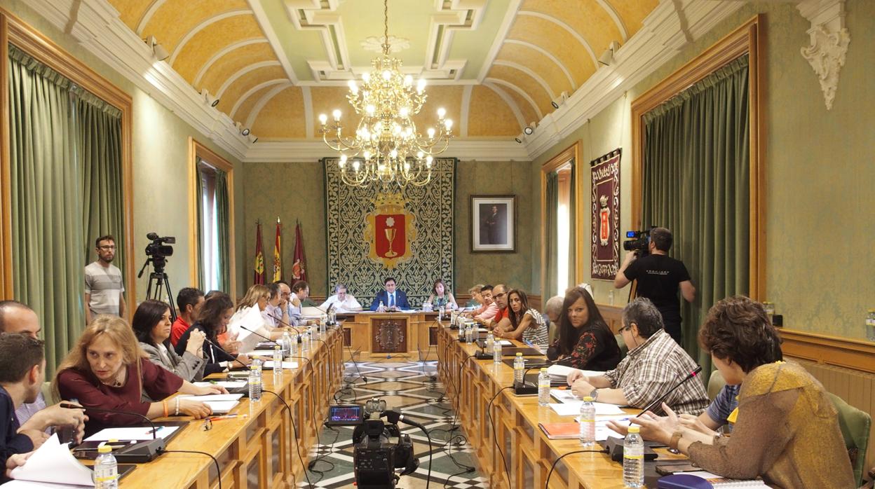 Pleno extraordinario del Ayuntamiento de Cuenca, celebrado ayer, para aprobar los presupuestos