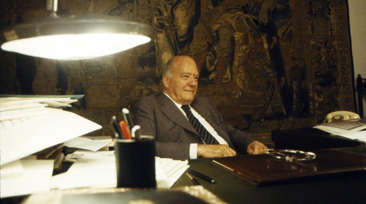 Josep Tarradellas, en su despacho de la Generalitat, en octure 1979