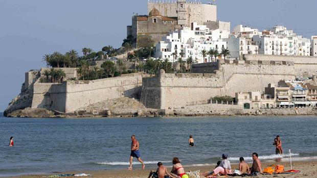 Muere una mujer de 73 años en la playa de Peñíscola