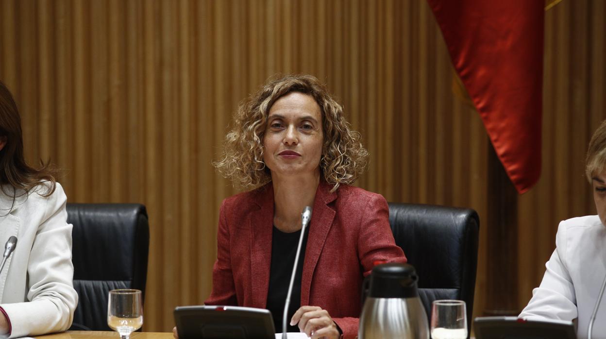 La ministra de Política Territorial, Meritxell Batet, durante la comisión en el Congreso