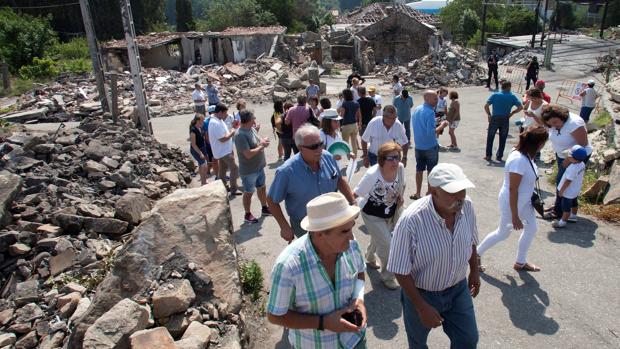 La condición de zona catastrófica llega a Tui tres meses después de la tragedia