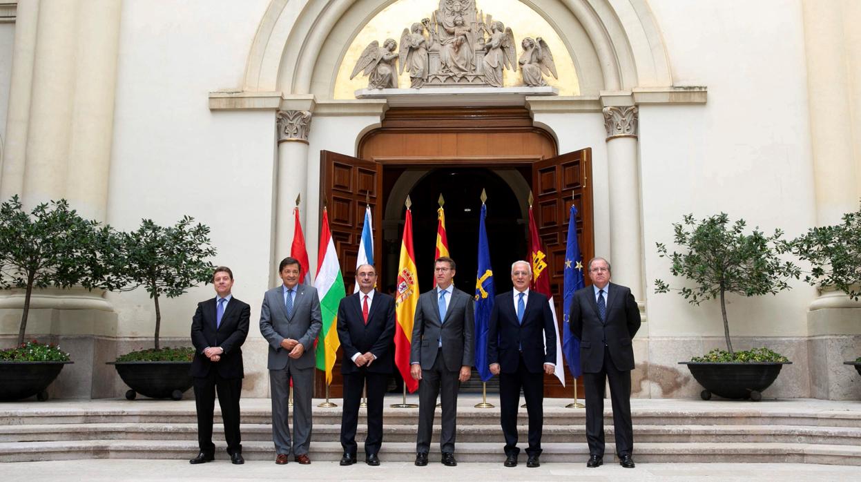 Los seis presidentes autonómicos en Zaragoza