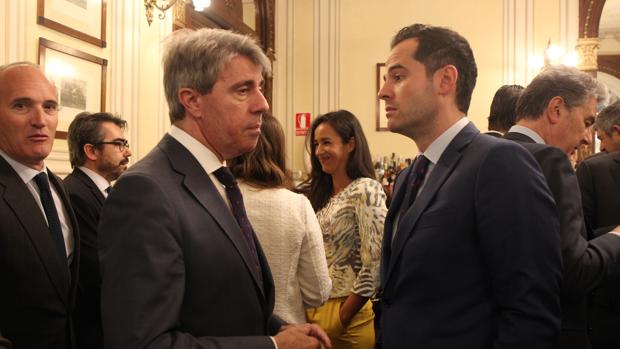 La «Guerra» entre PP y Cs por la enseñanza gratuita que puede costar los presupuestos