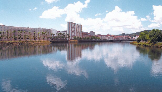 Hallan un cadáver flotando en el río Lérez a su paso por Pontevedra