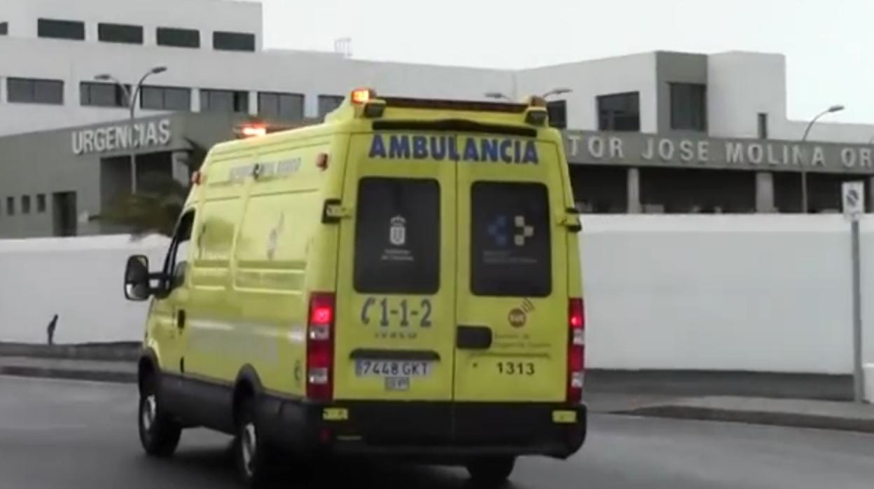 Una técnico de urgencias roba a una señora antes de morir