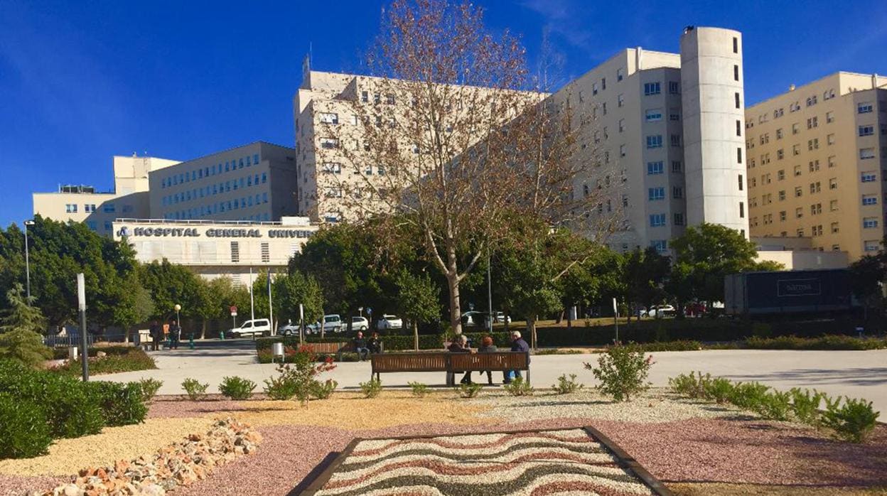 Imagen del Hospital de Alicante, donde ha fallecido el menor