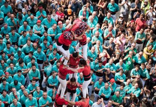 Espectáculo de Castellers en la Plaza Sant Jaume