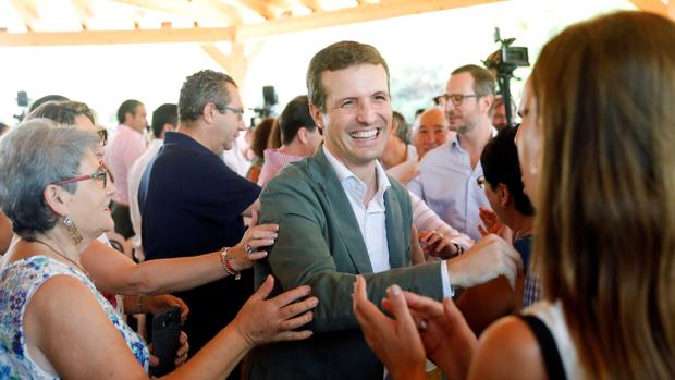 Pablo Casado replica a la exministra Carmen Montón con su máster: «Tenía razón, no todos somos iguales»