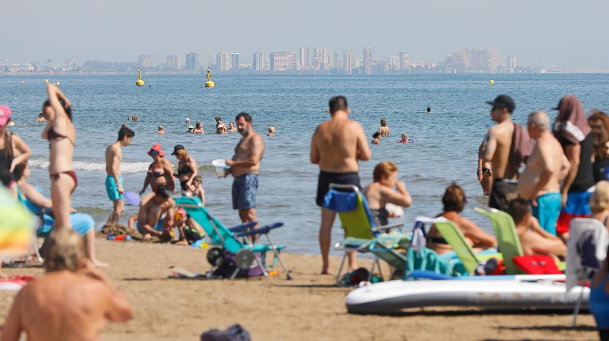 Las playas todavía se encuentran llenas en la Comunidad Valenciana