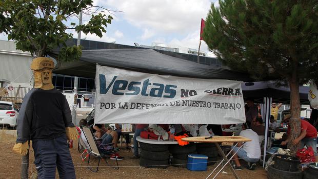 La plantilla de Vestas mira a Europa con la esperanza de mantener la actividad en León