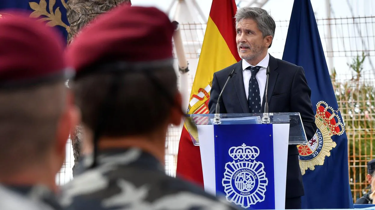 El ministro de Interior Fernando Grande-Marlaska, durante los actos del día Nacional de la Policía celebrado en Almería