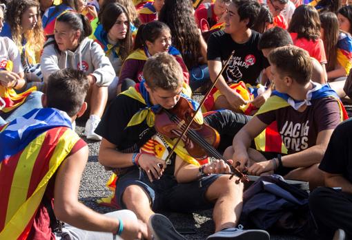 Los manifestantes en la marcha de Barcelona