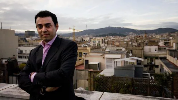 La Universidad de Barcelona retira el doctorado a un  dirigente del PDECat por plagio