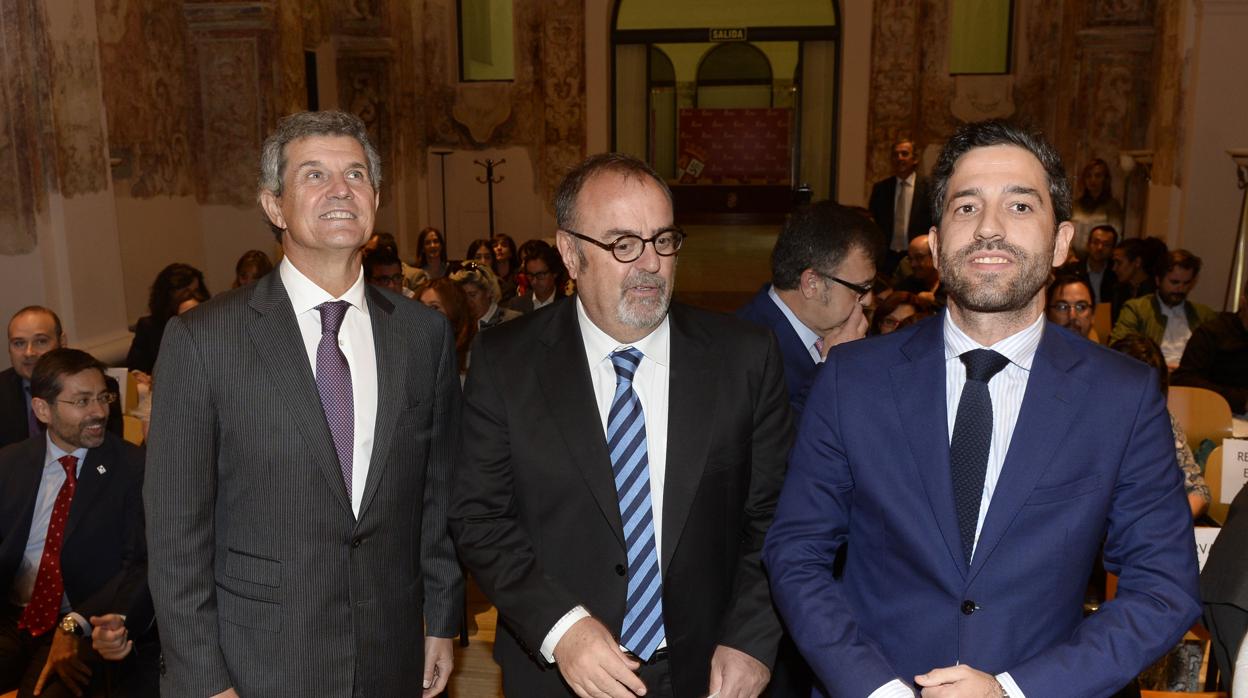 Francisco Riberas, Fernando Rey y César Pontvianne, ayer en Valladolid