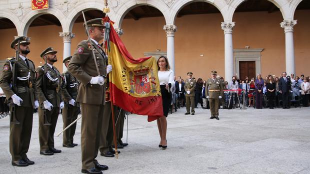 Brillante acto de jura de bandera civil en el Museo del Ejército