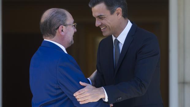 Pedro Sánchez visita Zaragoza en plena polémica por sus cesiones al independentismo