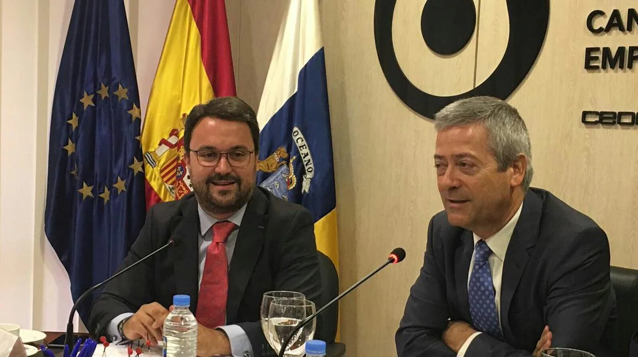 Asier Antona con el presidente de la CEOE de Las Palmas