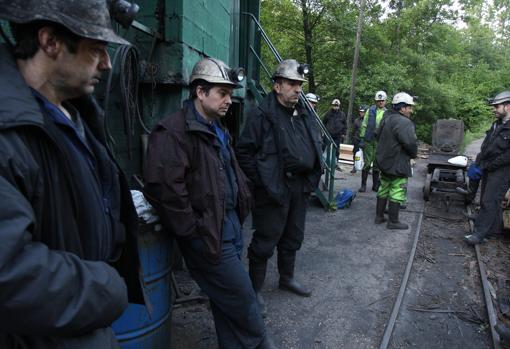 Todos a una por la minería